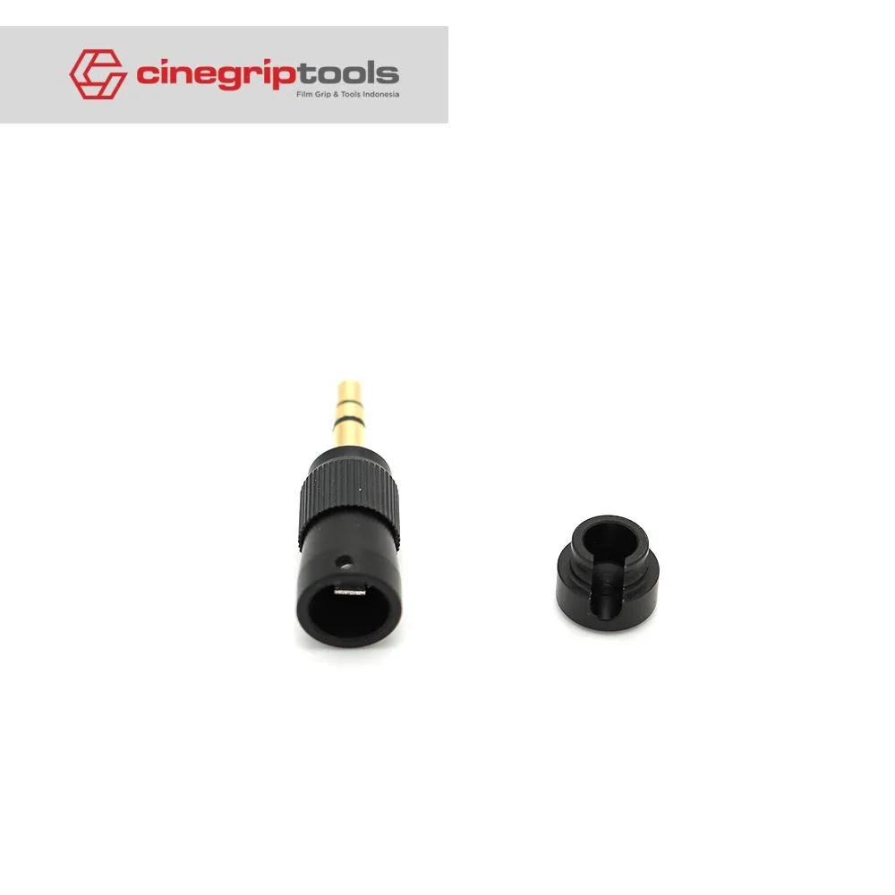 Low profile right angle screw locking 3.5mm TRS connector