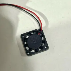 Cooling fan sleeve DC brushless silent exhaust