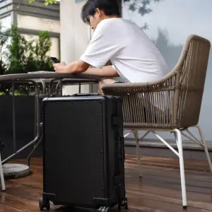 Koper/luggage 20-inch Carbon Fiber Suitcase Aluminum Frame With Fingerprint Lock, koper karbon kevlar